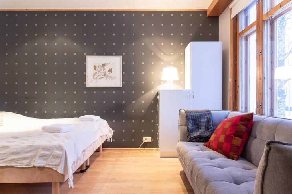 Cozy 1 Bedroom Apt And Free Parking By The Railway Station Oulu Exterior foto